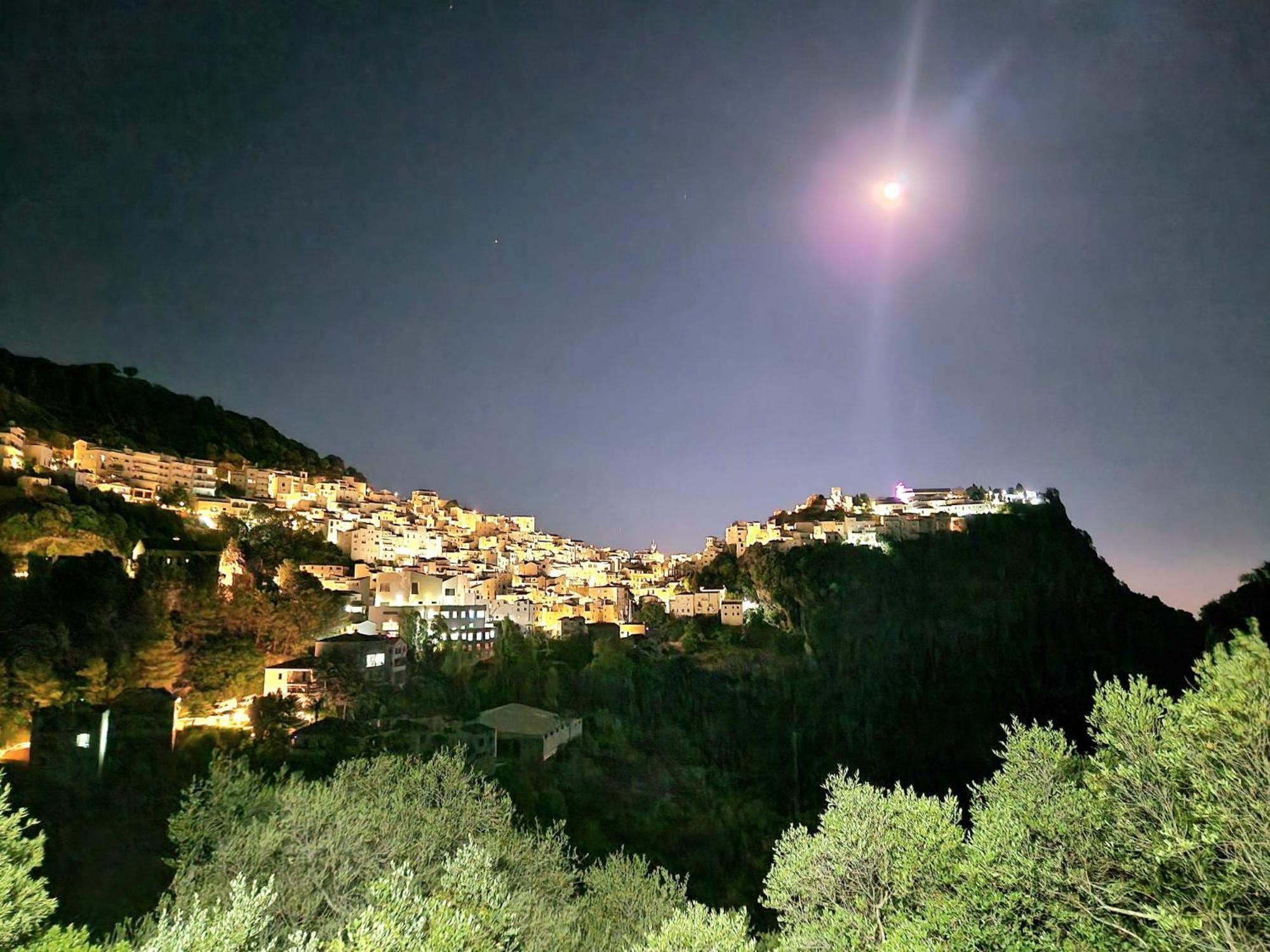 Villa Lomy Касарес Экстерьер фото
